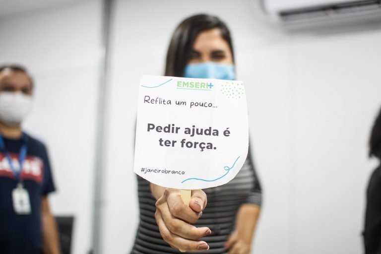 EMSERH realiza dinâmica colaboradores sobre Janeiro Branco e saúde